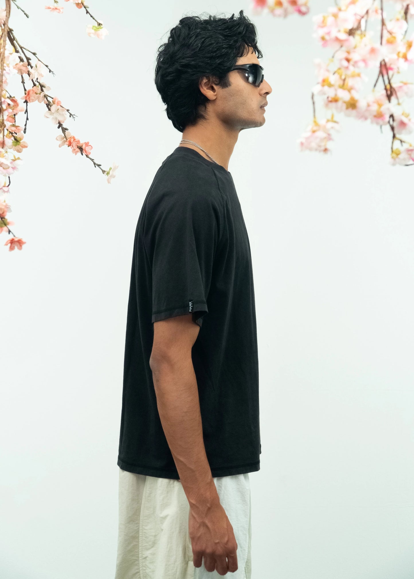 Raglan Climbing Tee (Charcoal) - Kawa Club