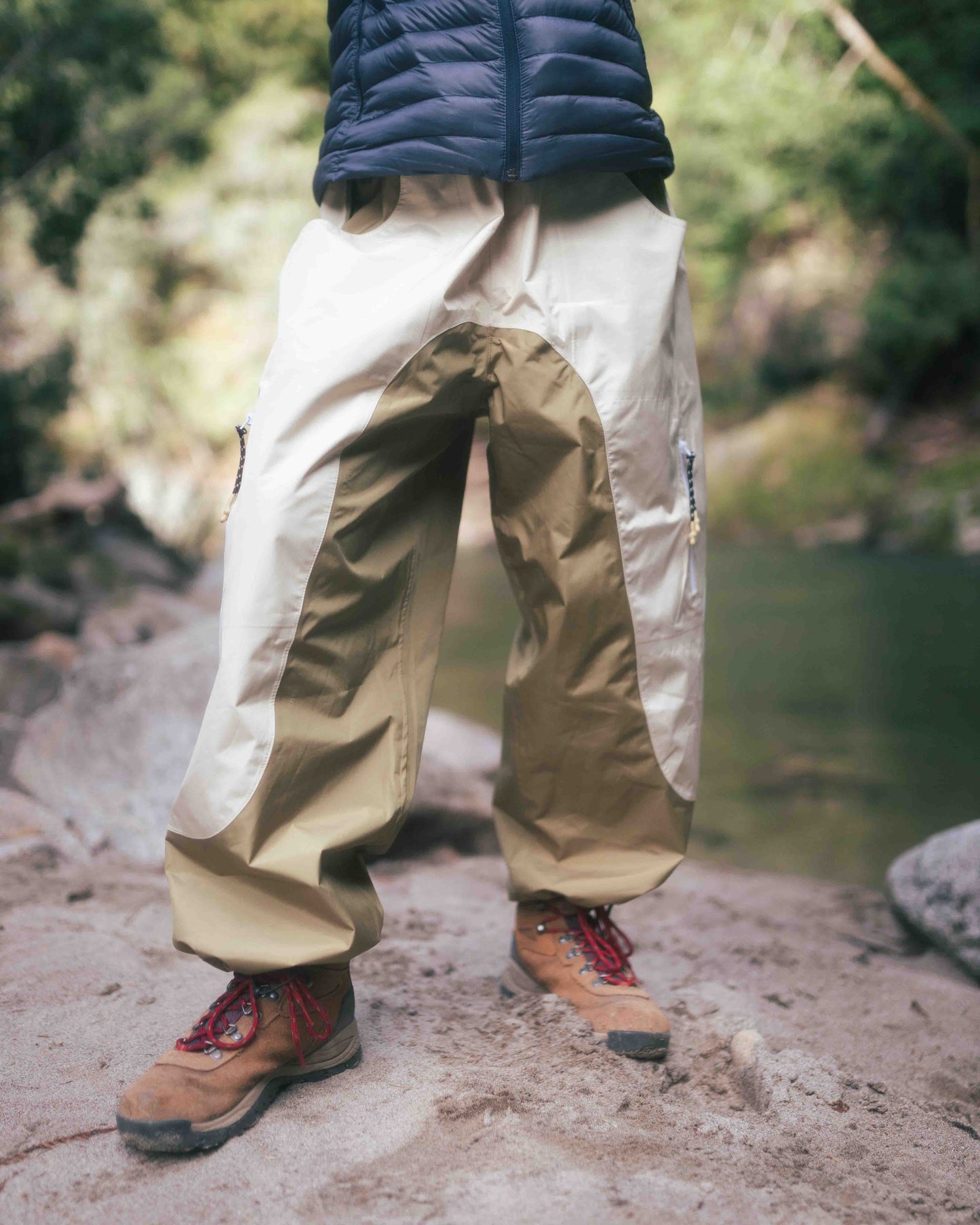 FW24 Unisex Trekker Pants (Dune)