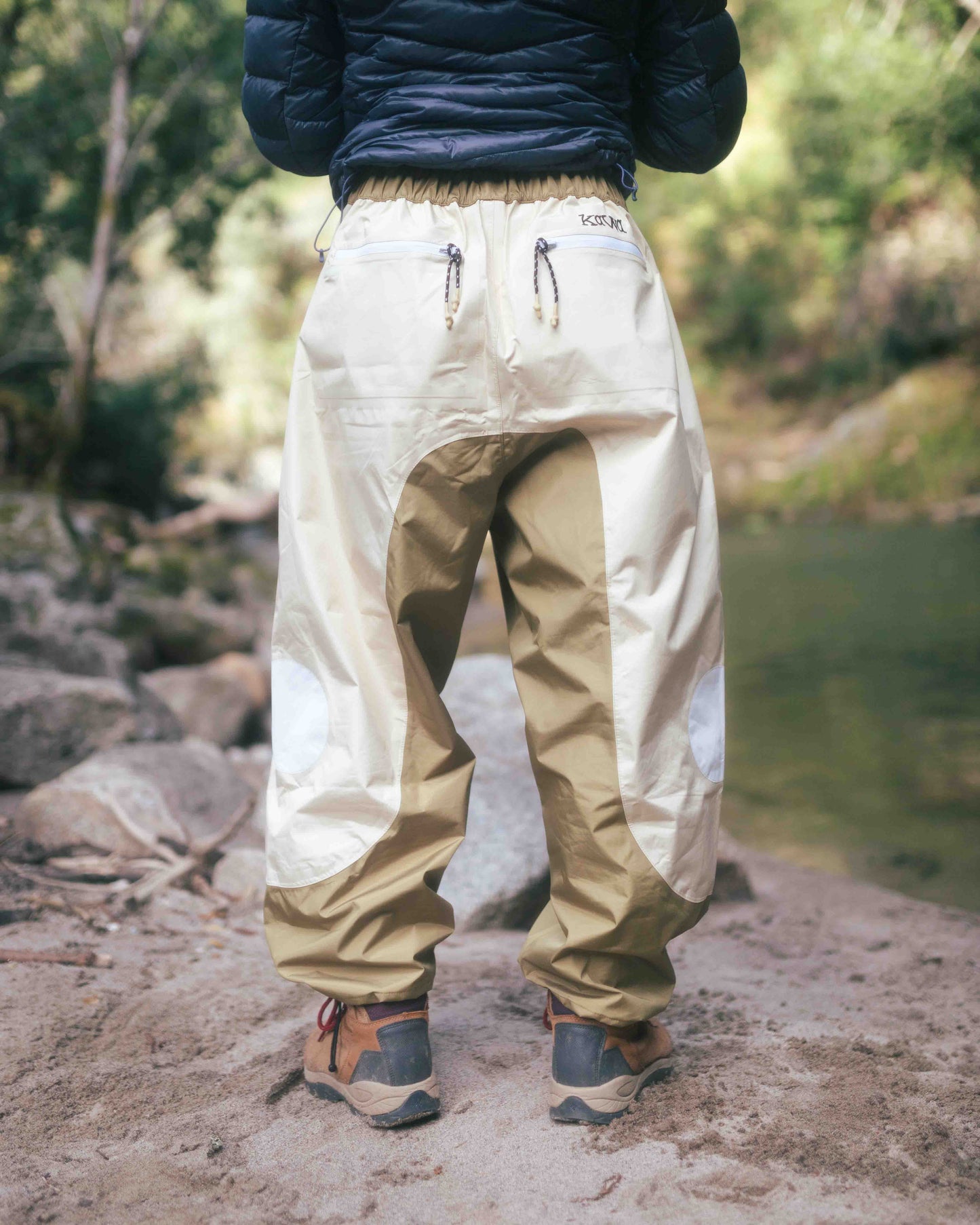 FW24 Unisex Trekker Pants (Dune)